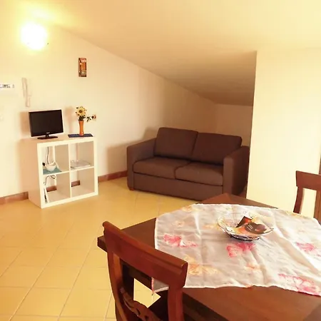 Nette In Mit Terrasse Und Pool By Interhome Appartement