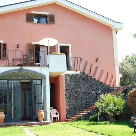 Nette In Mit Terrasse Und Pool By Interhome