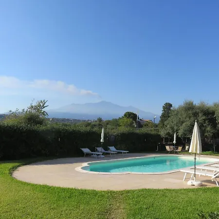 Nette In Mit Terrasse Und Pool By Interhome *