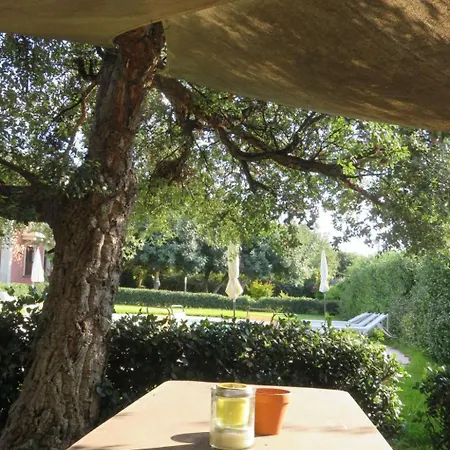 Nette In Mit Terrasse Und Pool By Interhome Daire *